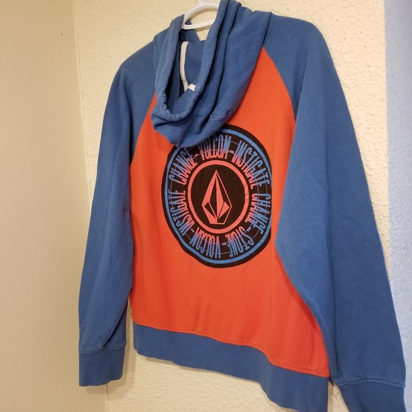 Volcom Hoodie - Picture 7 of 8